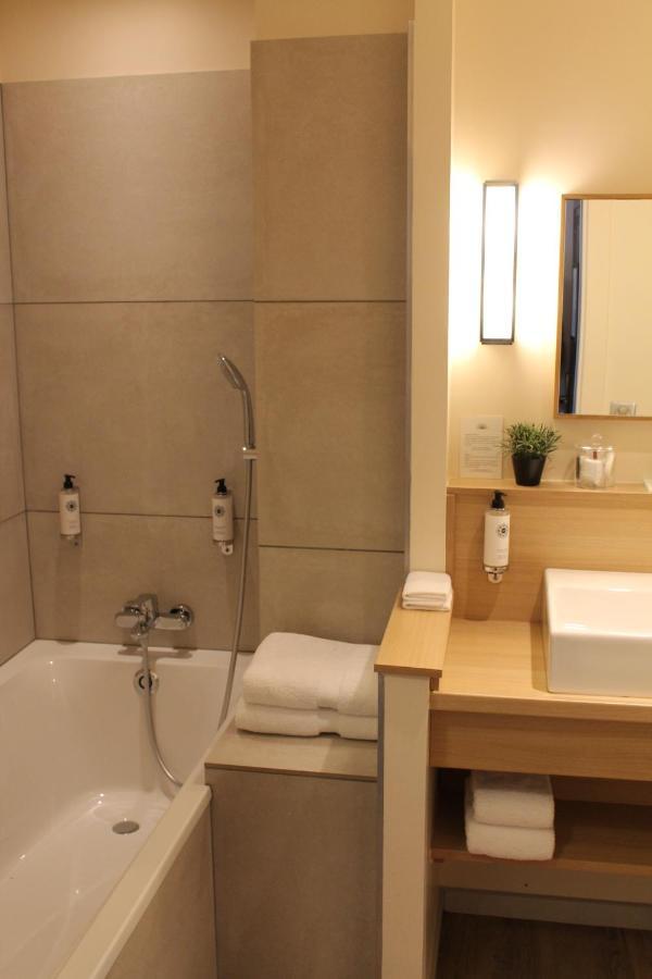 Hotel Jardin Le Pasteur Châlons-en-Champagne Eksteriør bilde